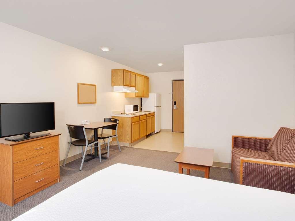 Extended Stay America Select Suites - Wichita - North Habitación foto