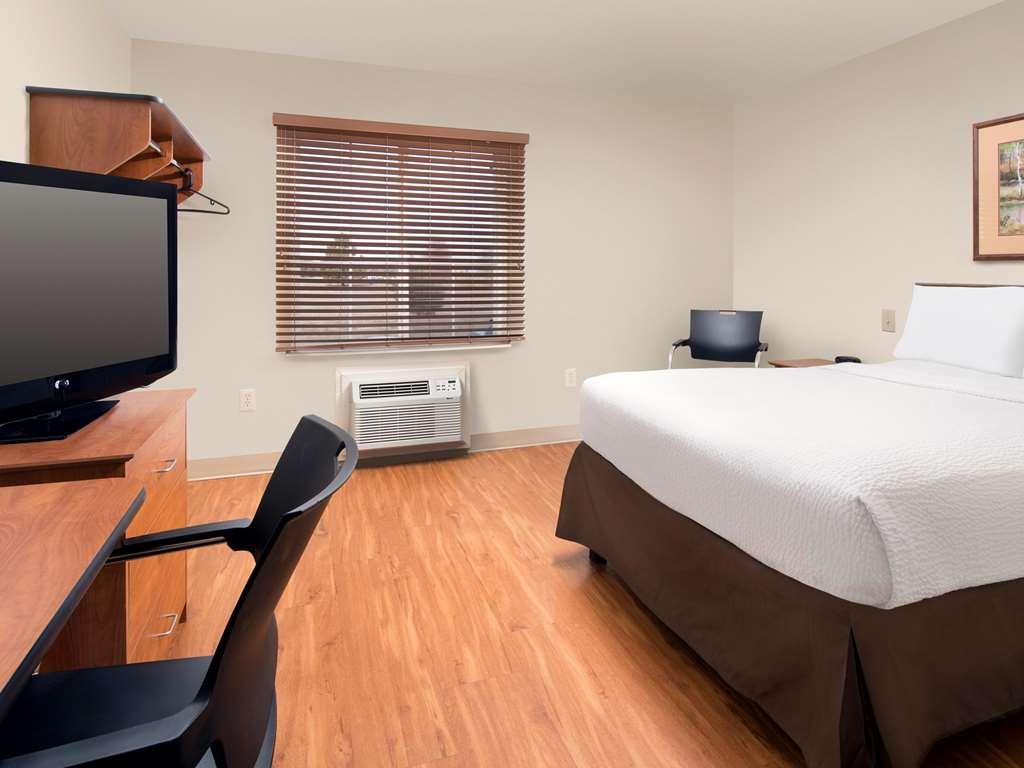 Extended Stay America Select Suites - Wichita - North Habitación foto