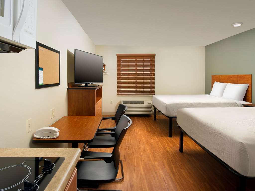 Extended Stay America Select Suites - Wichita - North Habitación foto